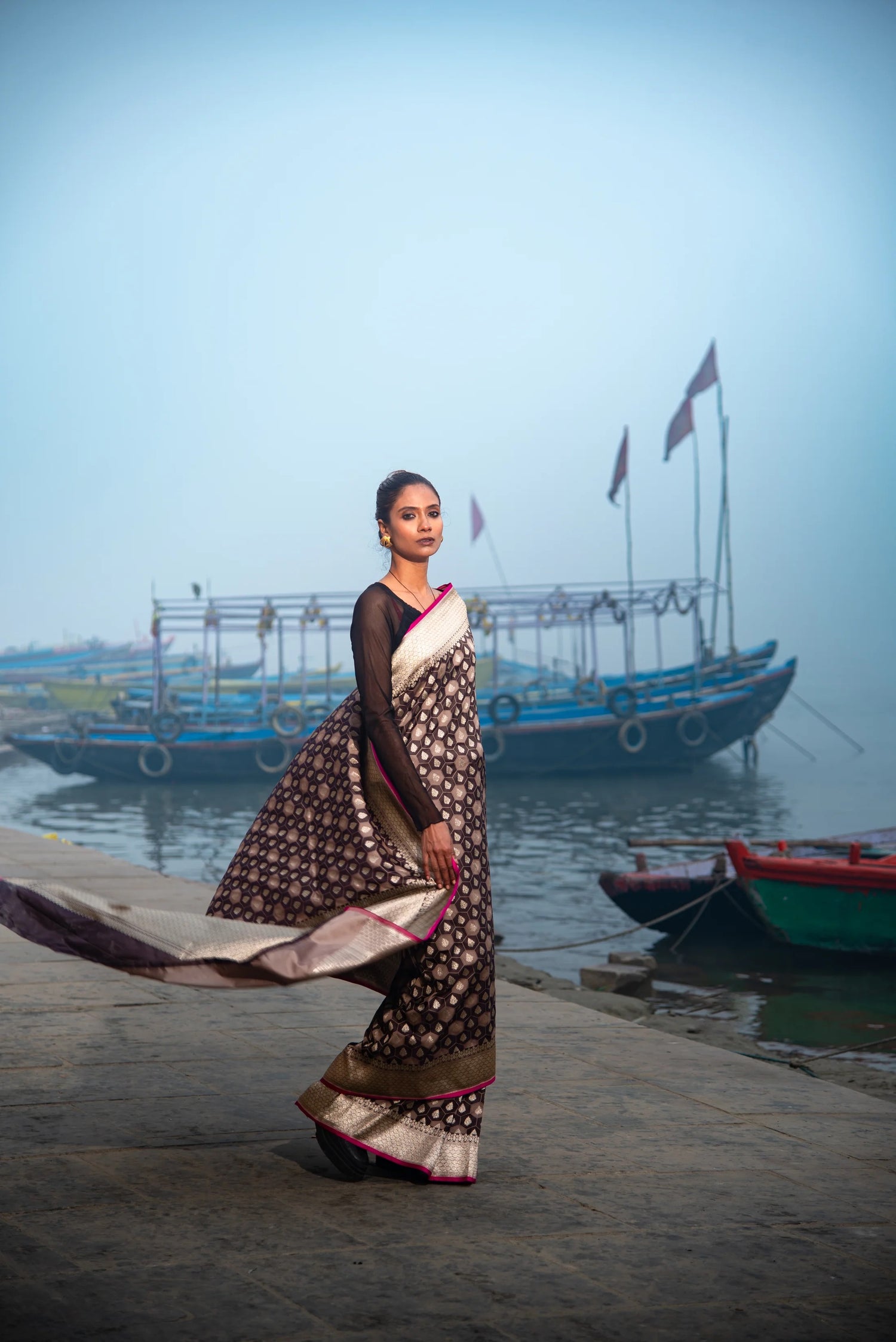 Danyah Banaras Fine Mashru Silk With Checkered Design Predraped Saree — image 4