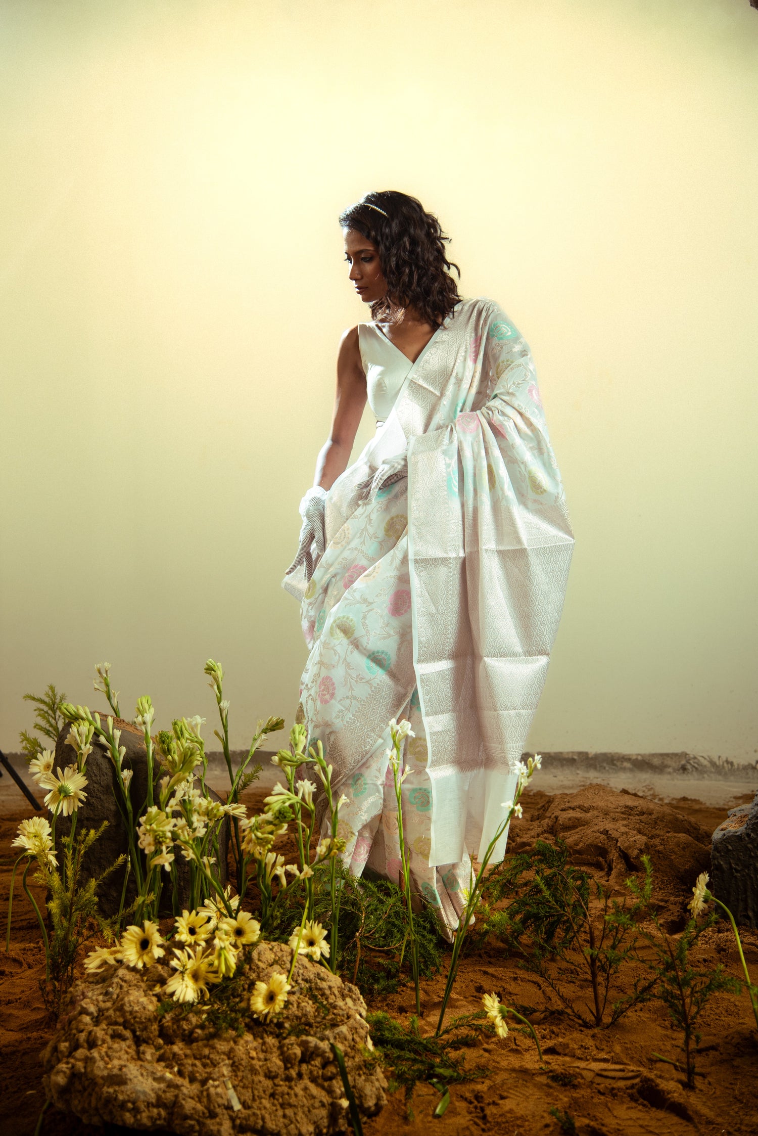 Danyah Banaras Jaal Cotton Silk Pre Draped Saree — image 1