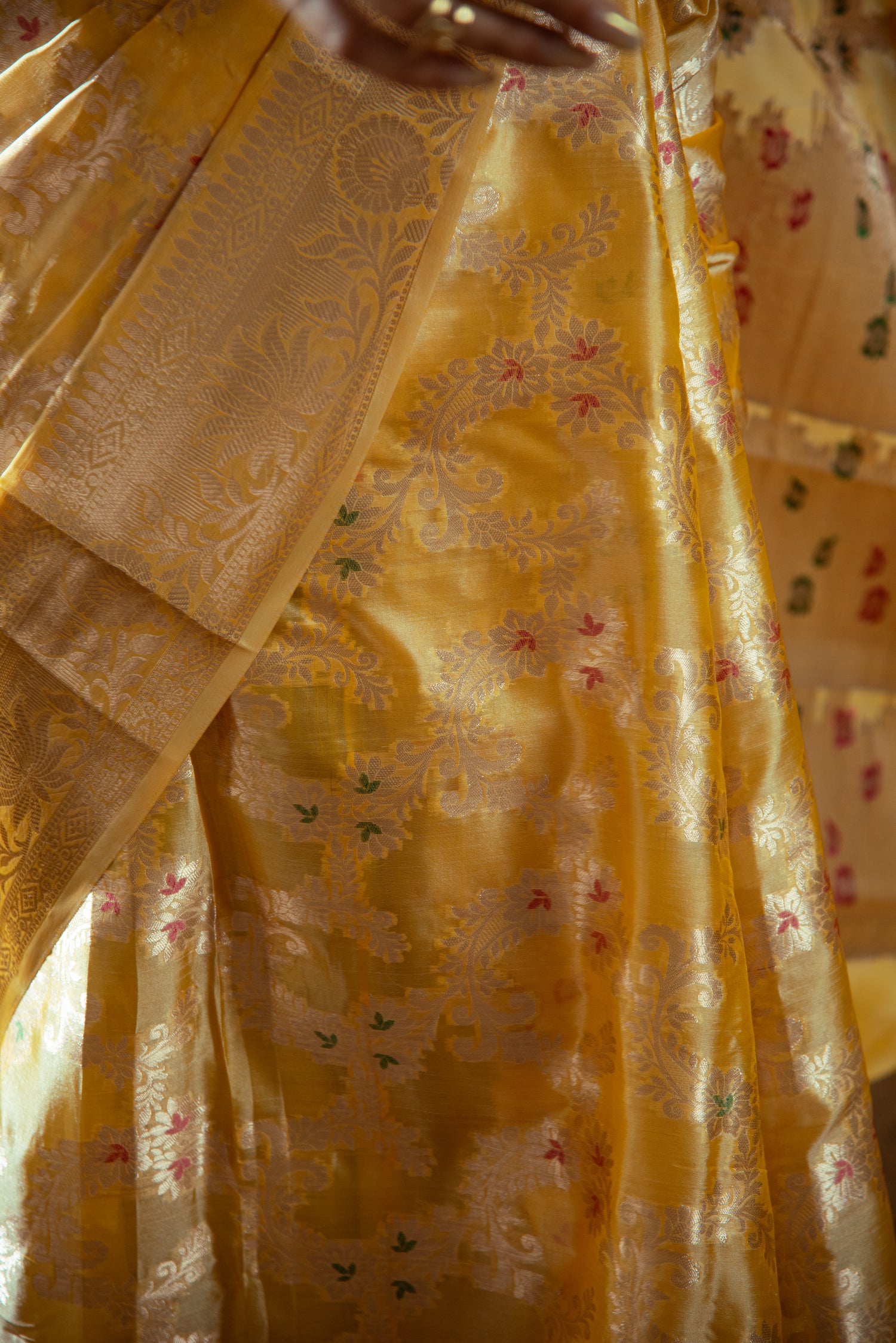 Danyah Banaras Malmal Silk Predraped Saree