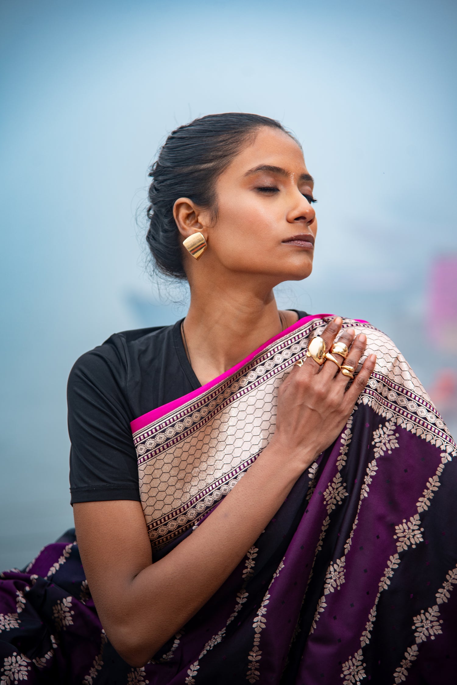 Danyah Banaras Mashru Silk With Vertical Zari Work Predraped Saree