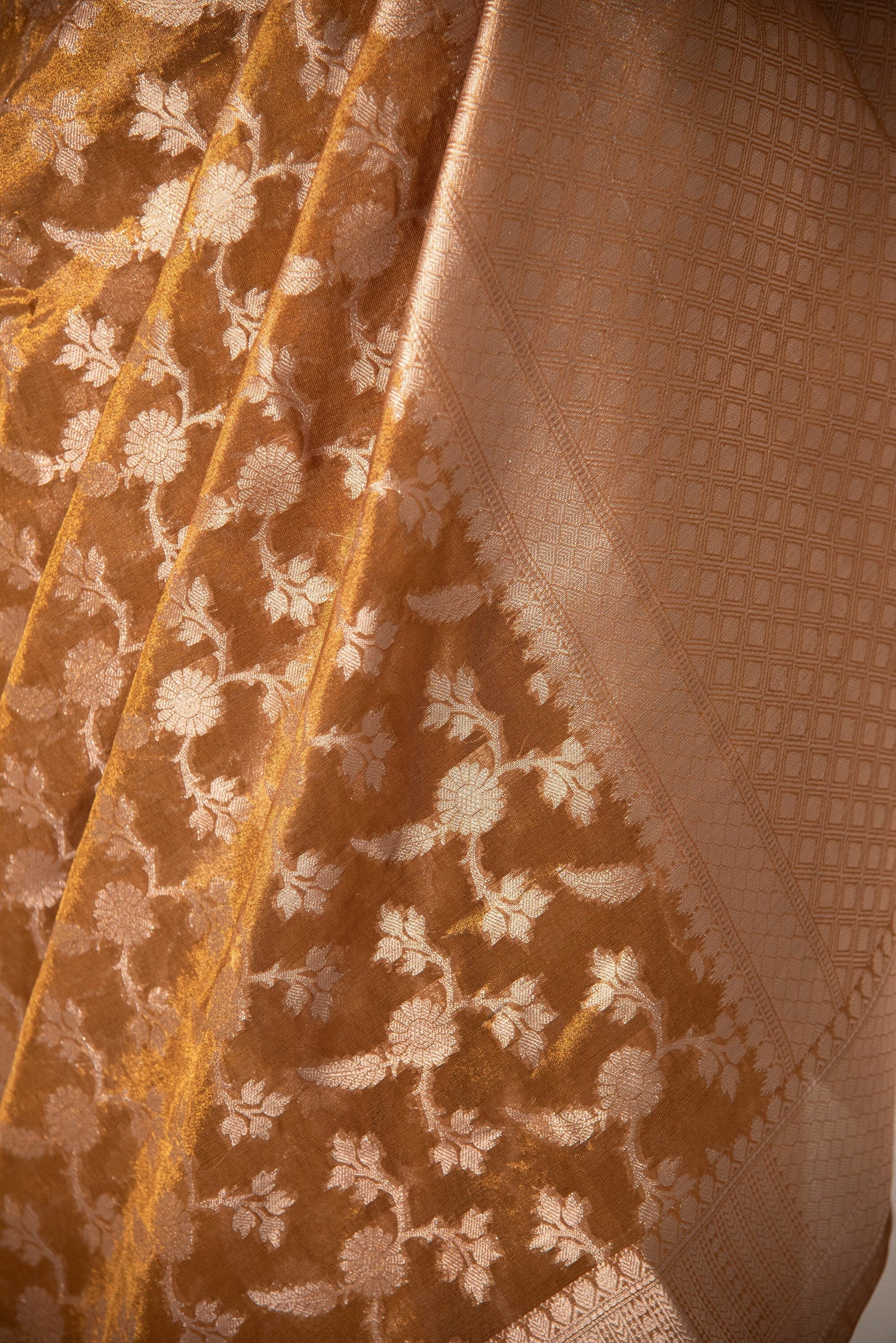 danyah banaras dupyian silk meena predraped saree — image 1