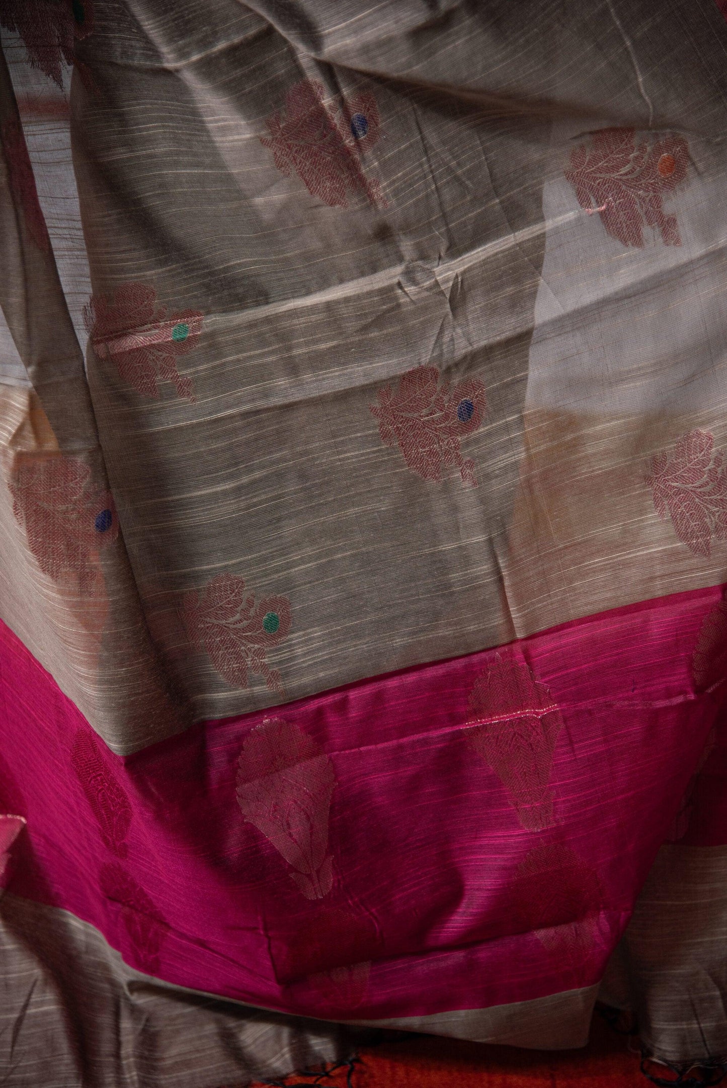 Danyah Banaras Cotton Salab With Red Border Pre Draped Saree