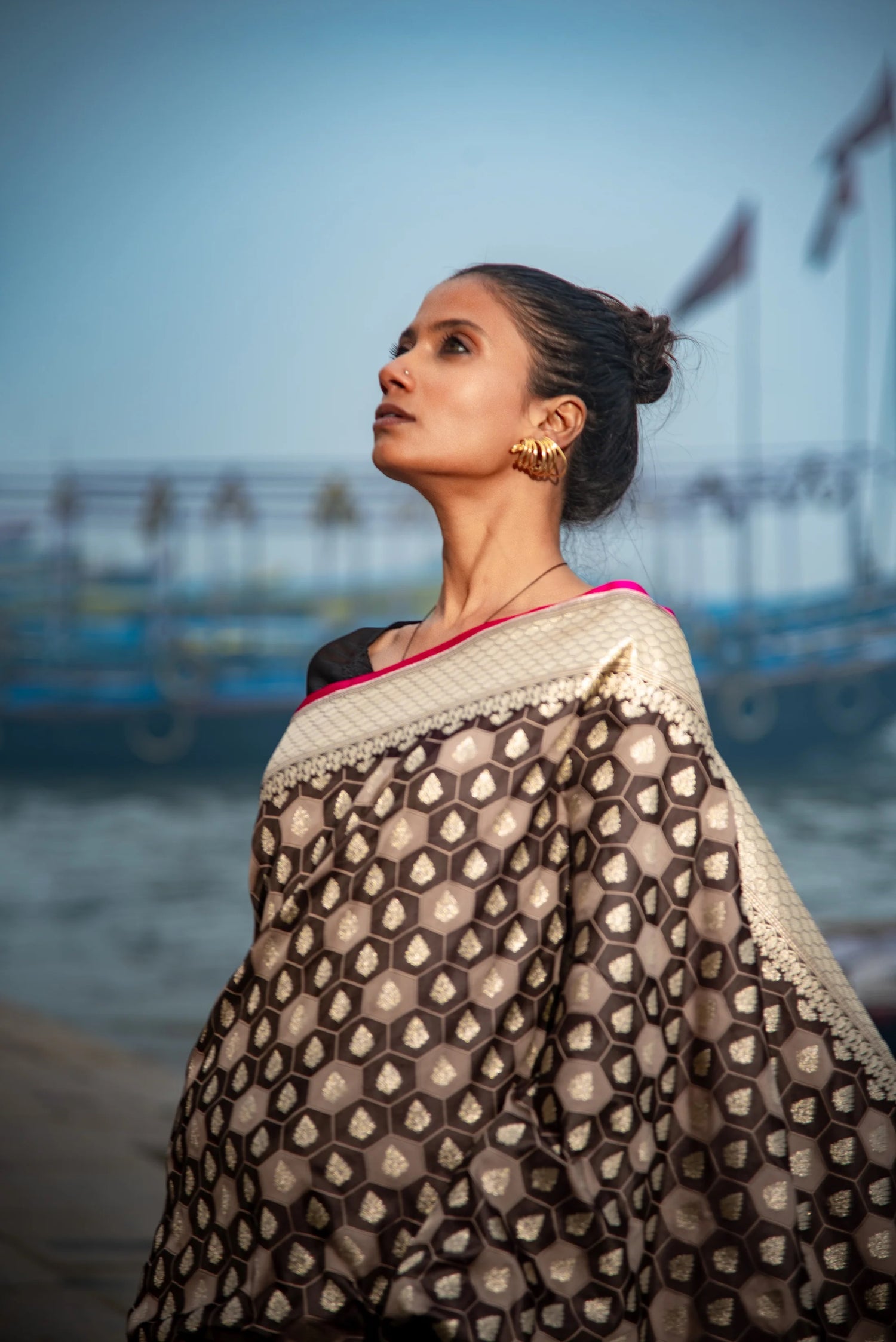 Danyah Banaras Fine Mashru Silk With Checkered Design Predraped Saree — image 2