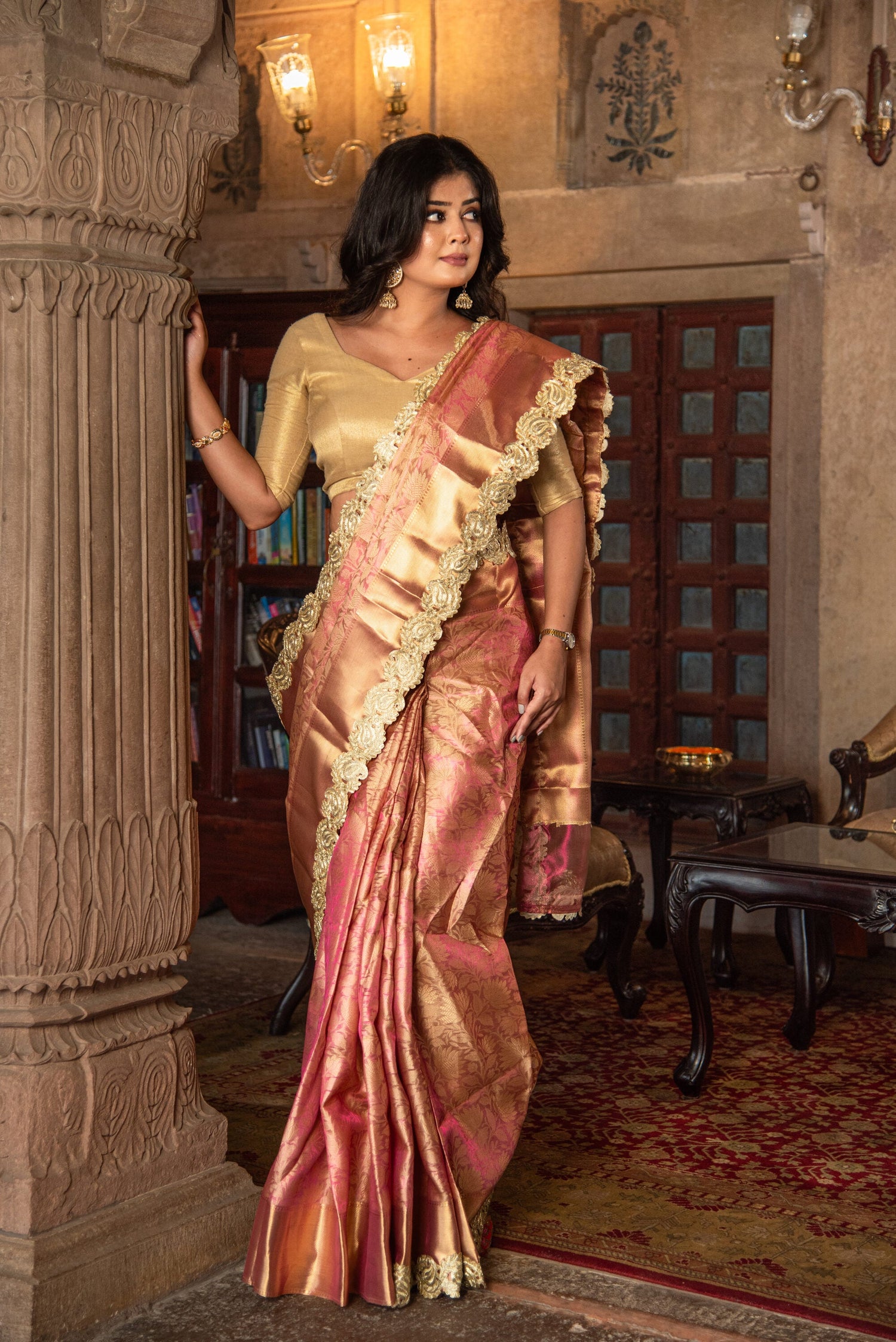 Danyah Banaras Flower Tissue Silk With Lace Pre Draped Saree — image 2
