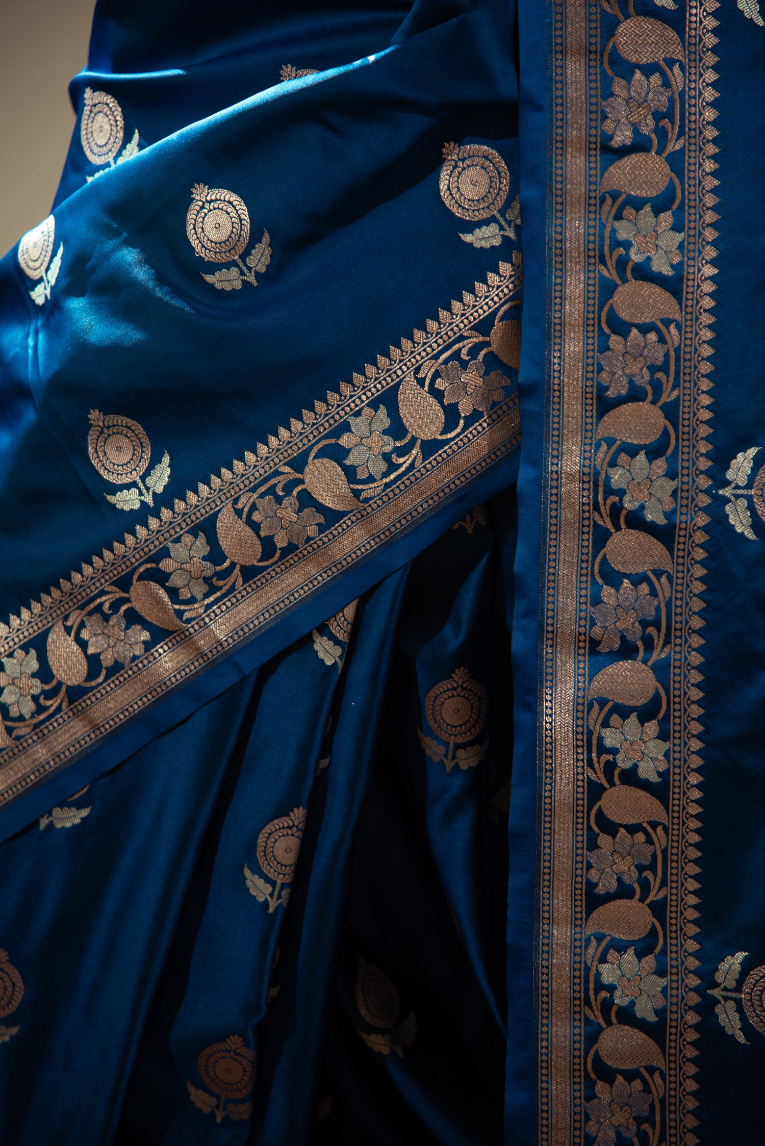 Danyah Banaras Mashru Katan Sonarupa Silk