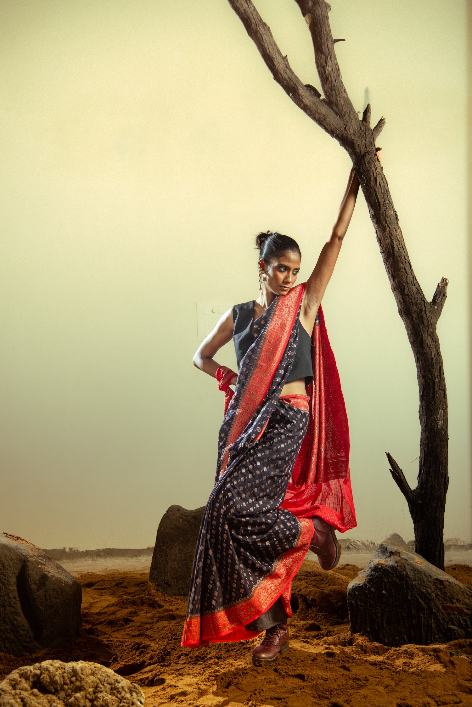Danyah Banaras Matka Georgette Silk Predraped Saree