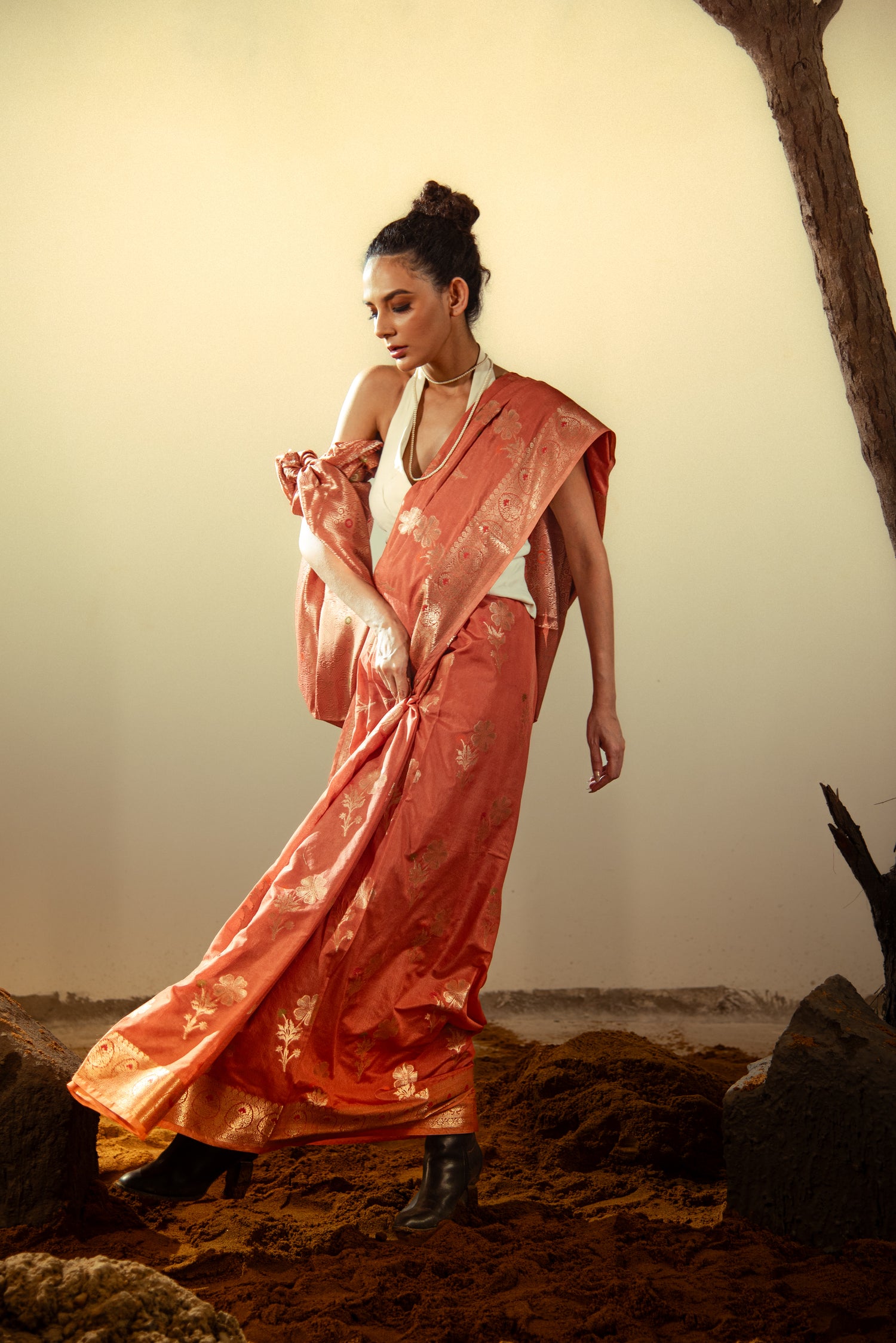 Danyah Banaras Meena Dupiyan Silk Predraped Saree