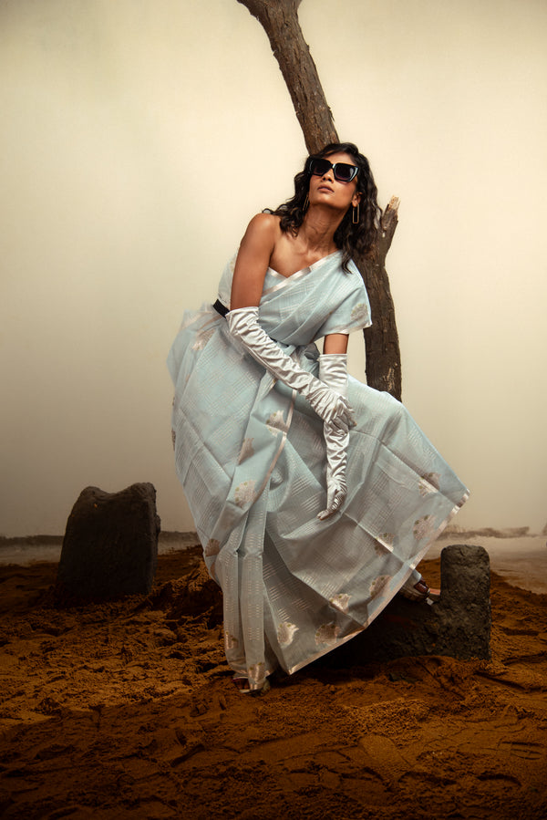 Danyah Banaras Mercerized Cotton Boota Border Predraped Saree — alternate view (back / drape detail)