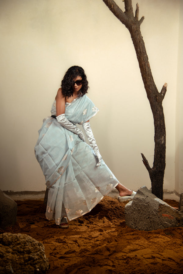 Danyah Banaras Mercerized Cotton Boota Border Predraped Saree — image 2 — alternate view (back / drape detail)