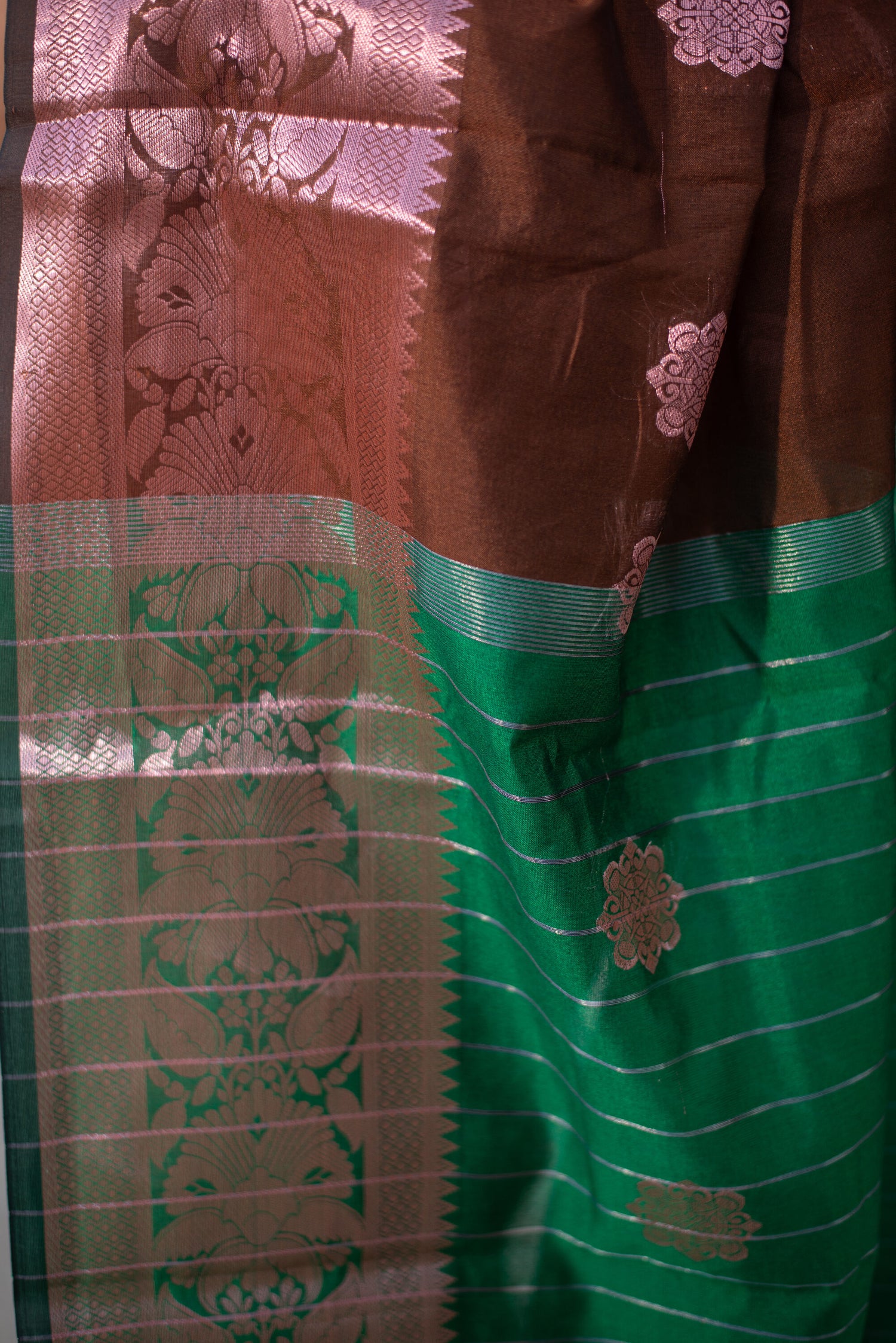Danyah Banaras Semi Cotton Saree With Dual Tone Pre Draped Saree