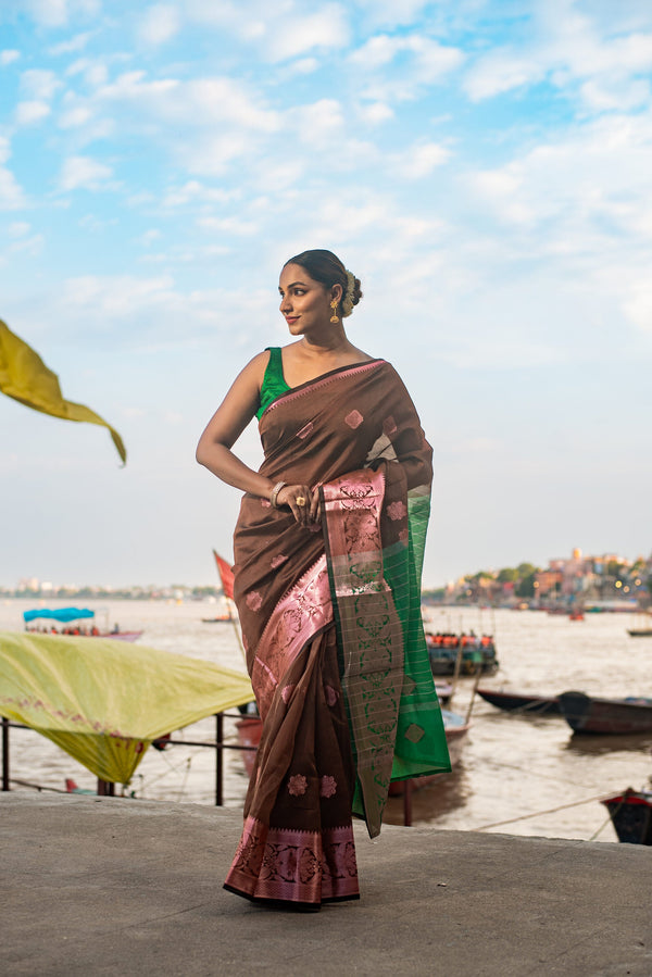 Danyah Banaras Semi Cotton Saree With Dual Tone Pre Draped Saree — image 2 — alternate view (back / drape detail)