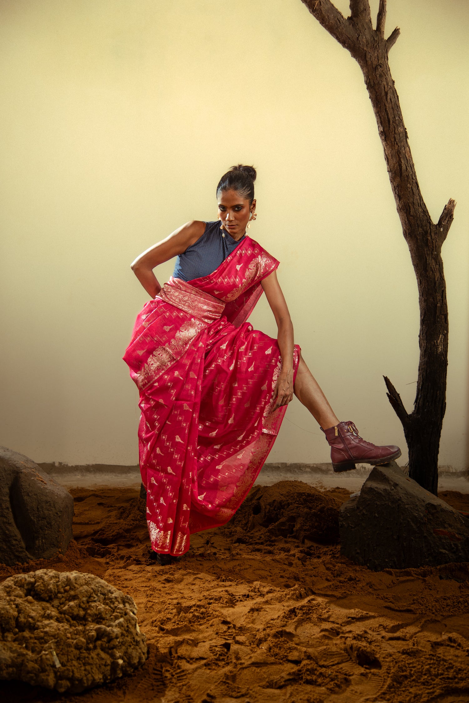 Danyah Banaras Viscose Silk Predraped Saree