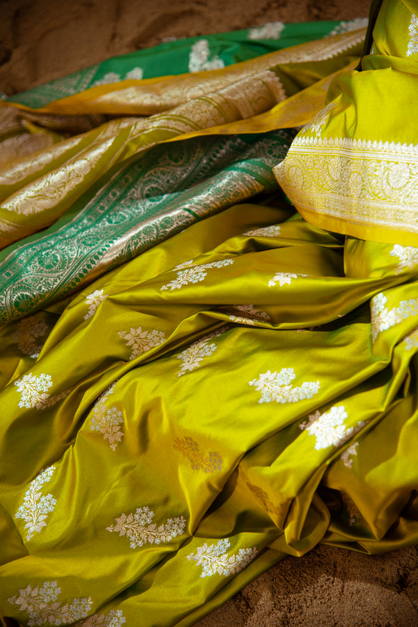 _D753239.jpg — alternate view (back / drape detail)